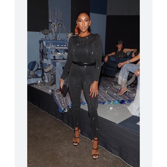 Alice and Olivia Freddie Stud Rhinestone Embellished Jumpsuit Long Sleeve Size 8 - Picture 4 of 16